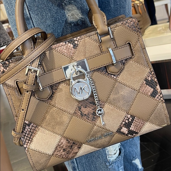 MICHAEL KORS Hamilton Small Patchwork Satchel Crossbody Bag
Driftwood 
NWT - Picture 11 of 16
